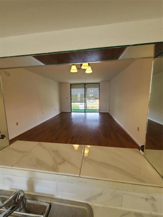 1810 SW 81st Avenue 2400, North Lauderdale, Florida 33068, Stati Uniti