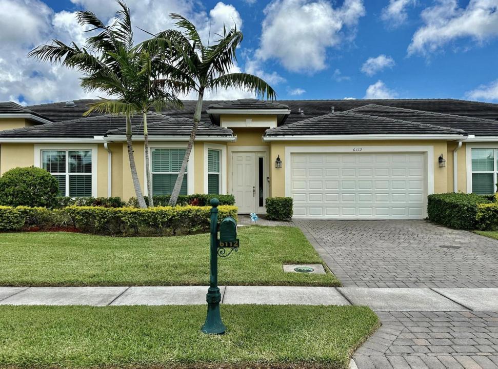 6112 NW Cullen Way, Port St. Lucie, Florida 34983, Stati Uniti