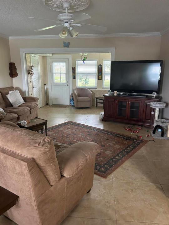 770 Lori Drive 245, Palm Springs, Floride 33461, États-Unis