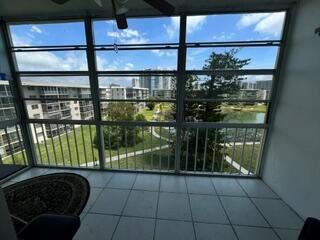 2903 Point East Drive K604, Aventura, Floride 33160, États-Unis