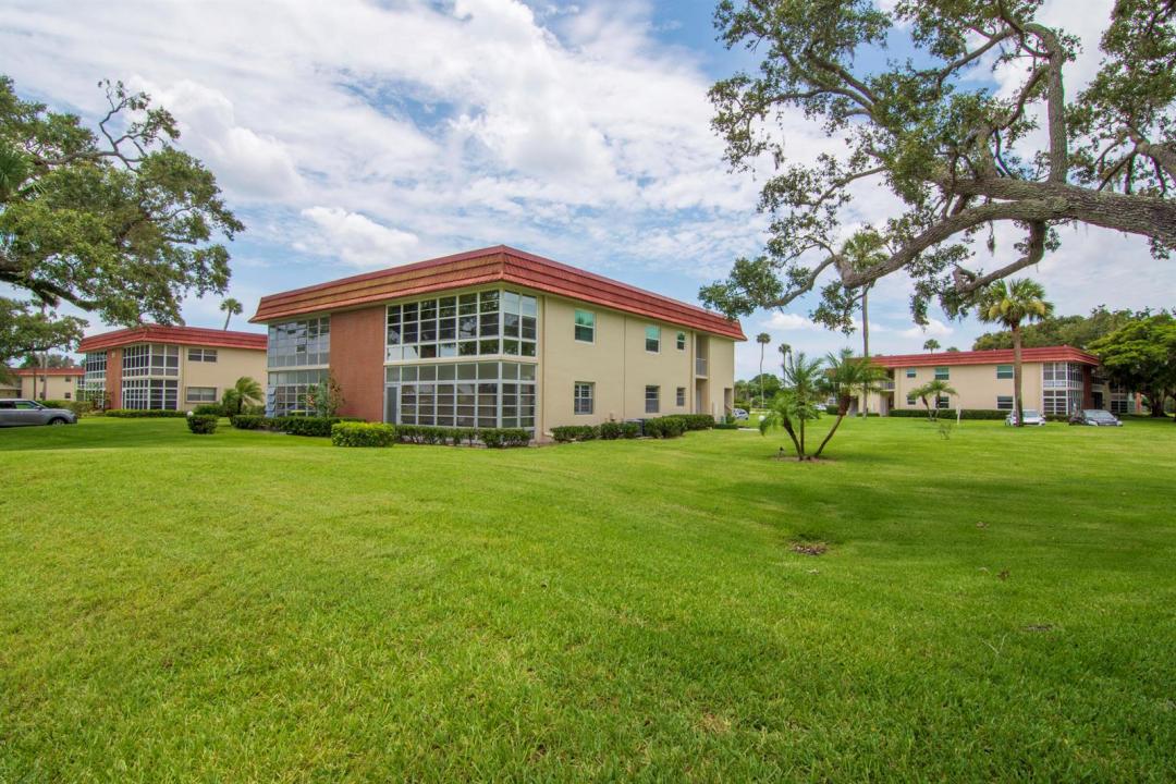 61 Woodland Drive 106, Vero Beach, Floride 32962, États-Unis