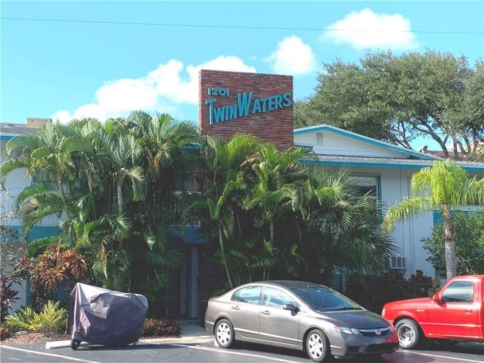 1201 N Riverside Drive 12b, Pompano Beach, Floride 33062, États-Unis