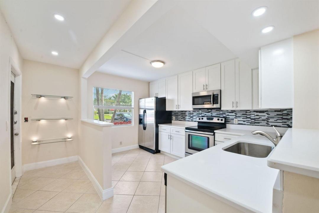 1090 Guildford E 1090, Boca Raton, 플로리다 33434, 미국