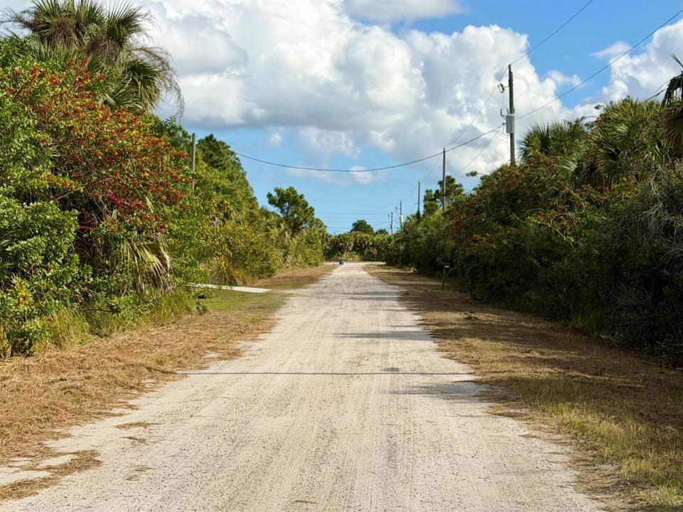 886 Robin SW Street, Palm Bay, Florida 32908, Stati Uniti