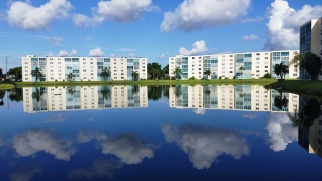 121 SE 3rd Avenue 106, Dania Beach, Floride 33004, États-Unis