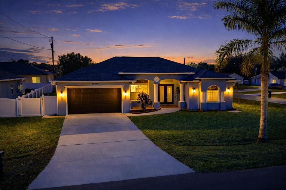 1999 SW Gourmet SW Street, Port St. Lucie, Florida 34953, USA