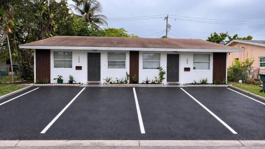 280 NE 40th Court, Oakland Park, Floryda 33334, USA