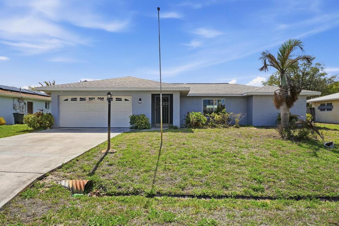 826 SE Quiescent Lane, Port St. Lucie, Florida 34983, USA