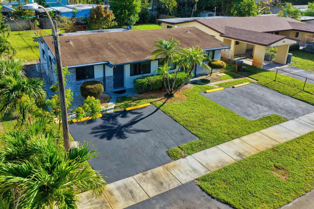 837 NW 41st Street A-b, Oakland Park, Floride 33309, États-Unis