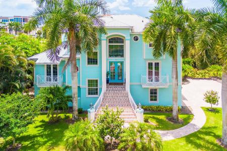 98 Southport Cove, Bonita Springs, Florida 34134, USA