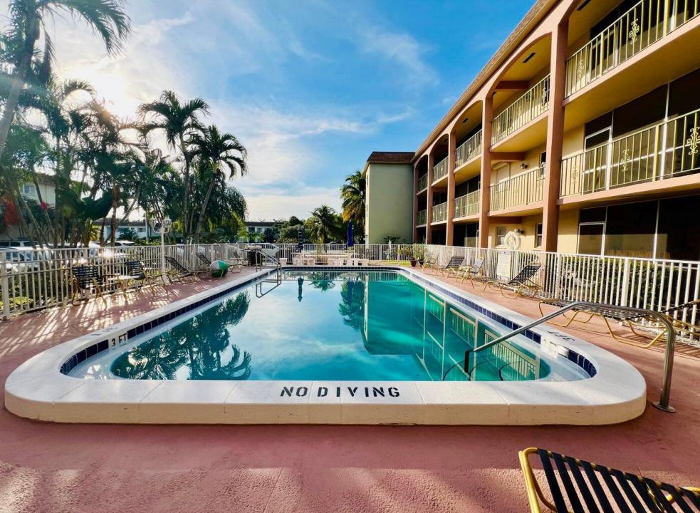 100 SE 6th Avenue 303, Pompano Beach, Floride 33060, États-Unis