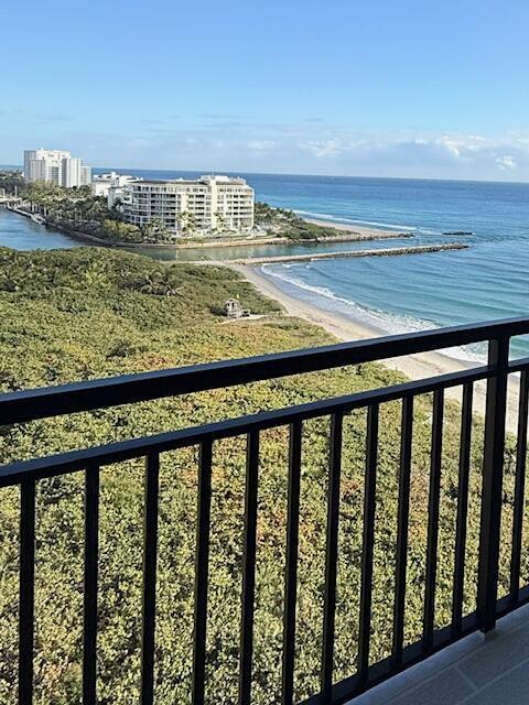 1180 S Ocean Boulevard 16 D, Boca Raton, Florida 33432, USA