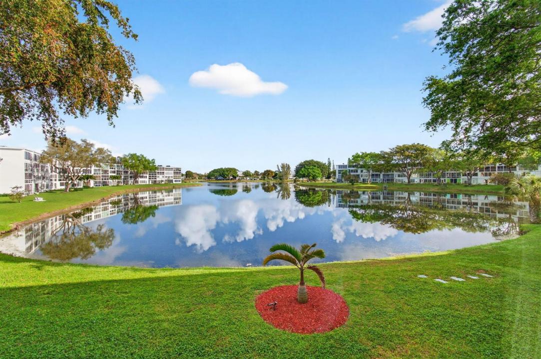 2073 Cambridge D, Deerfield Beach, Floride 33442, États-Unis