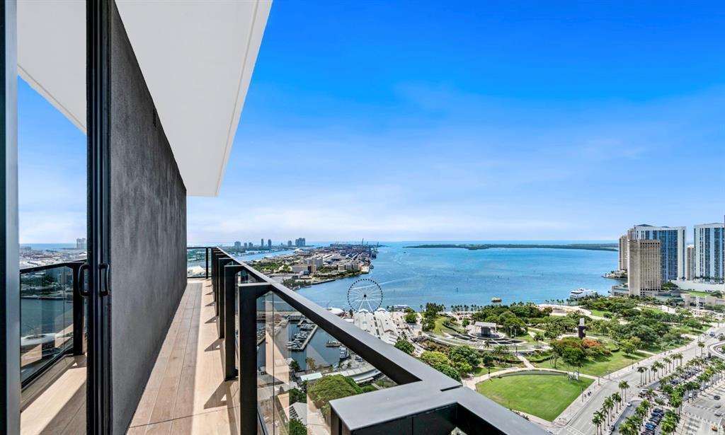 398 NE 5th Street 4015, Miami, Floride 33132, États-Unis