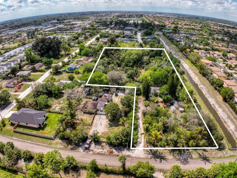 475 1st Street, West Palm Beach, فلوريدا 33413, الولايات المتحدة