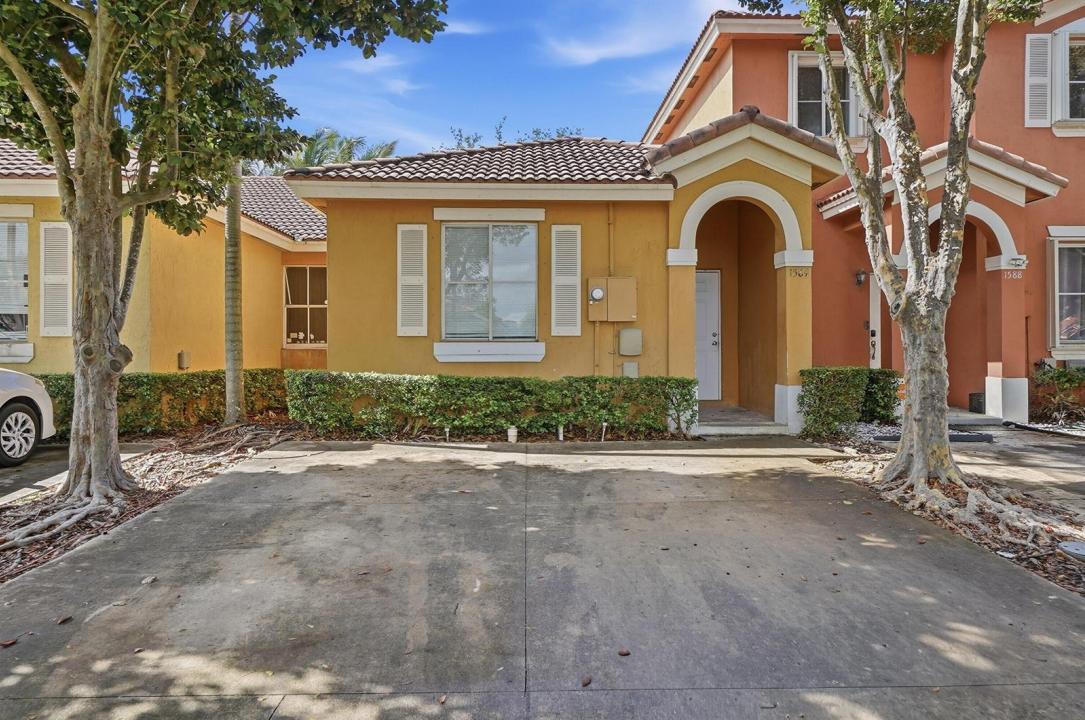 1584 SW 2nd Street, Homestead, فلوريدا 33030, الولايات المتحدة