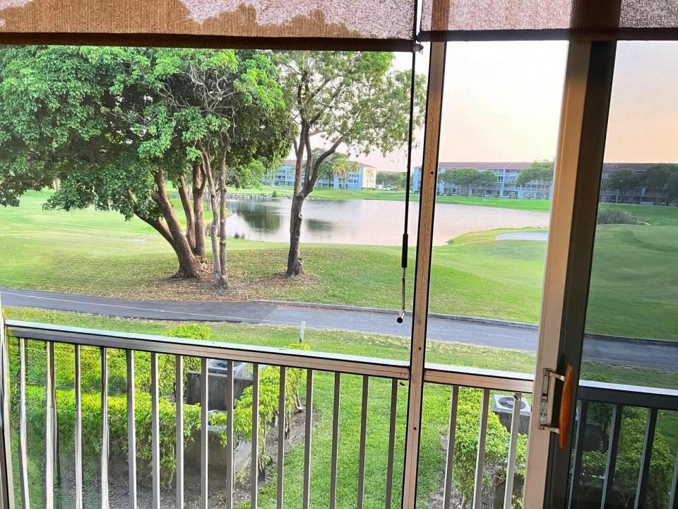 300 SW 134th Way 203e, Pembroke Pines, Floride 33027, États-Unis