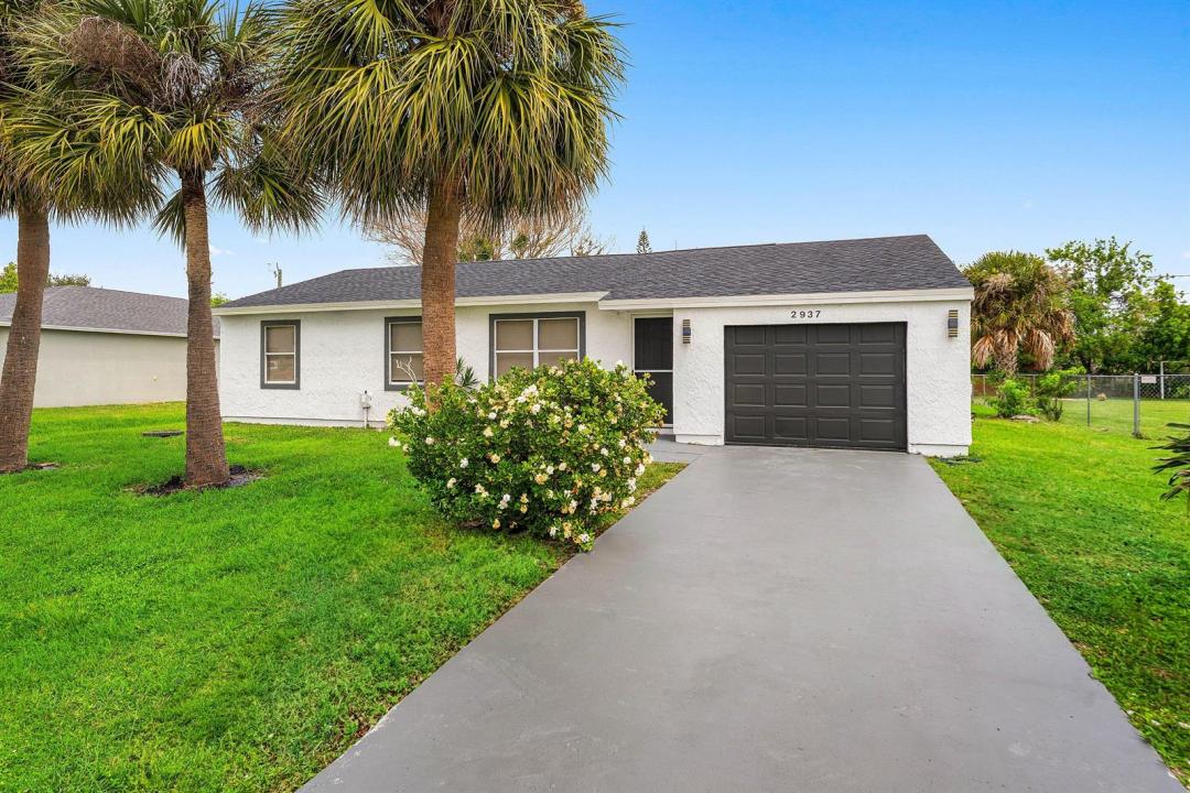2937 SE Ironton Avenue, Port St. Lucie, Floride 34952, États-Unis