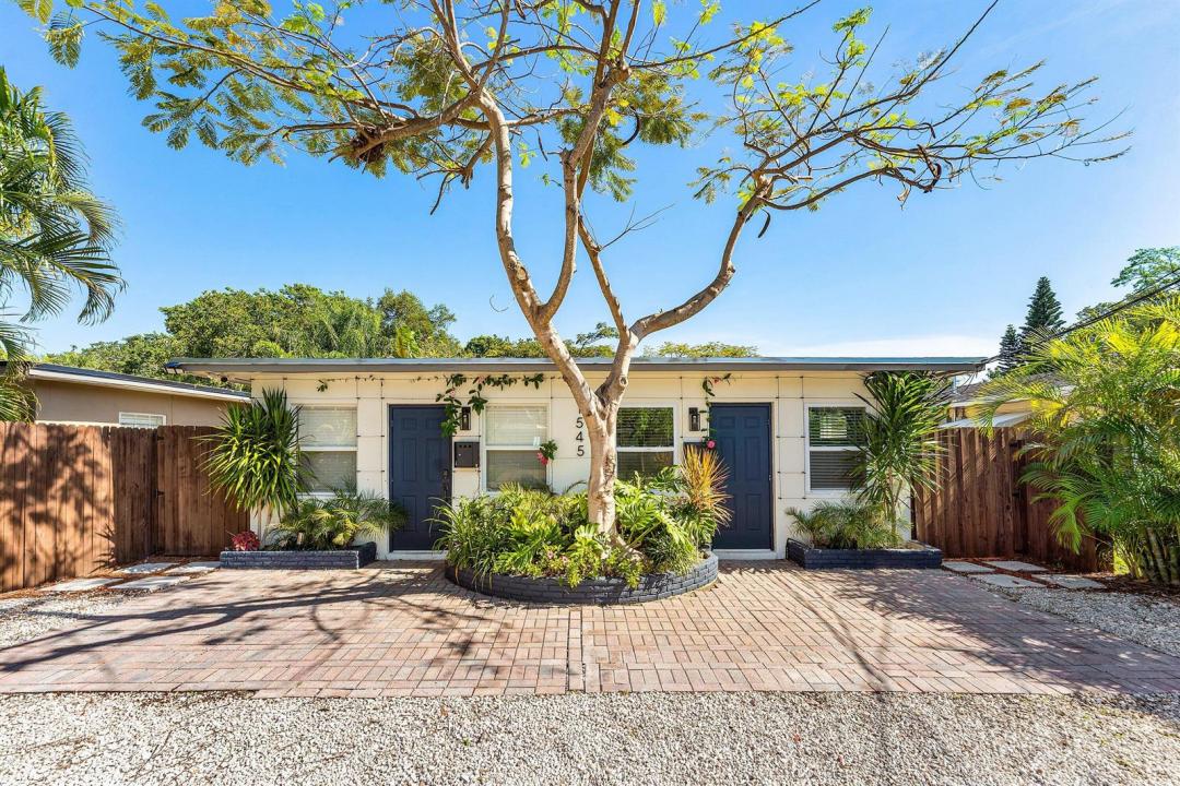 1545 NE 32nd Street, Oakland Park, Floride 33334, États-Unis