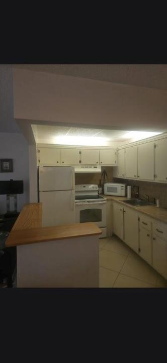 27 Newport B, Deerfield Beach, Floride 33442, États-Unis