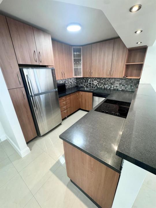 600 Three Islands Boulevard 1108, Hallandale Beach, Flórida 33009, Estados Unidos