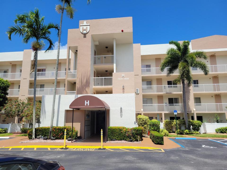 7878 Trent Drive 308, Tamarac, Floride 33321, États-Unis