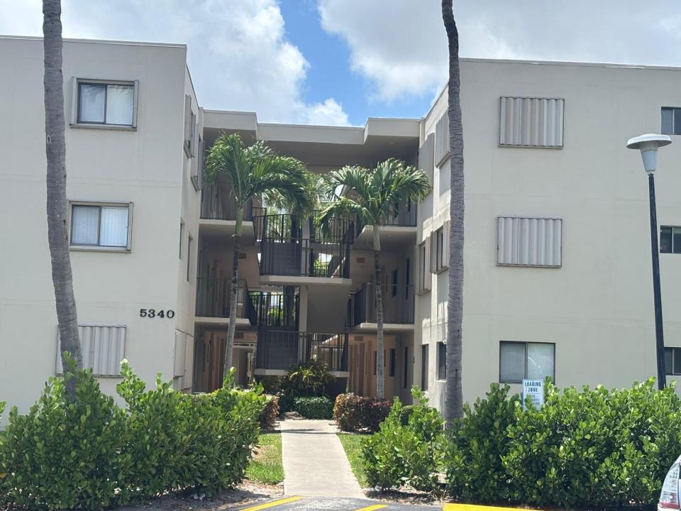 5340 Las Verdes Circle 222, Delray Beach, Floride 33484, États-Unis