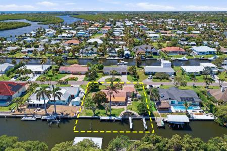 8455 SE Palm Street, Hobe Sound, Flórida 33455, Estados Unidos