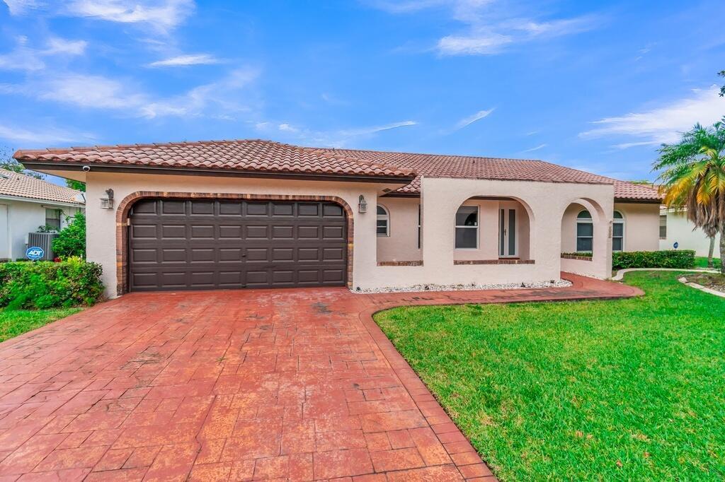 895 NW 110th Lane, Coral Springs, Floride 33071, États-Unis