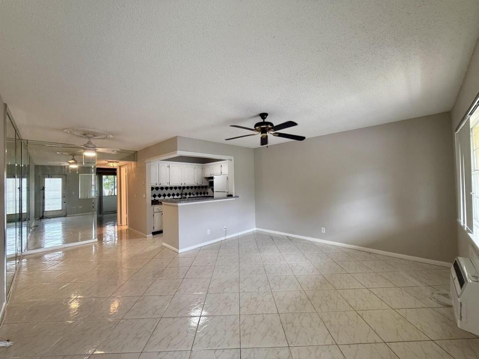134 Sussex G 134, West Palm Beach, Floride 33417, États-Unis
