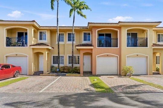 330 SW 2nd Avenue 14, Hallandale Beach, Floride 33009, États-Unis