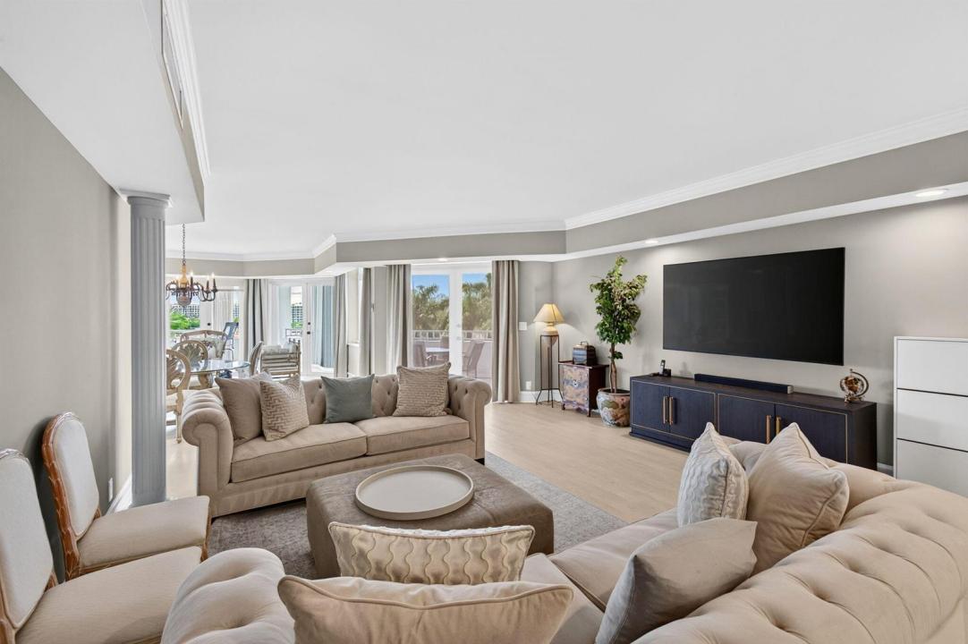 300 SE 5th Avenue 6160, Boca Raton, Floride 33432, États-Unis
