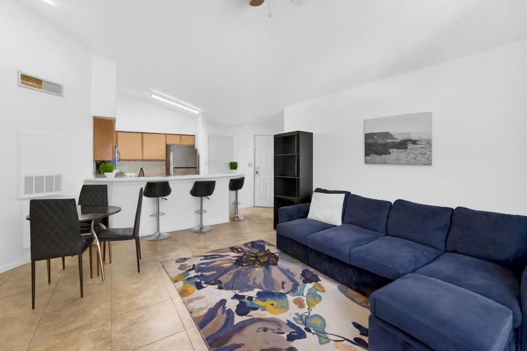 2550 SW 18th Terrace 2005, Fort Lauderdale, Florida 33315, USA