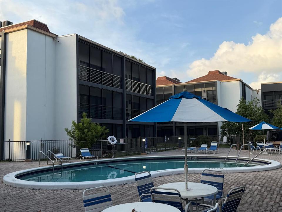 4040 N Hills Drive 35, Hollywood, Florida 33021, Stati Uniti