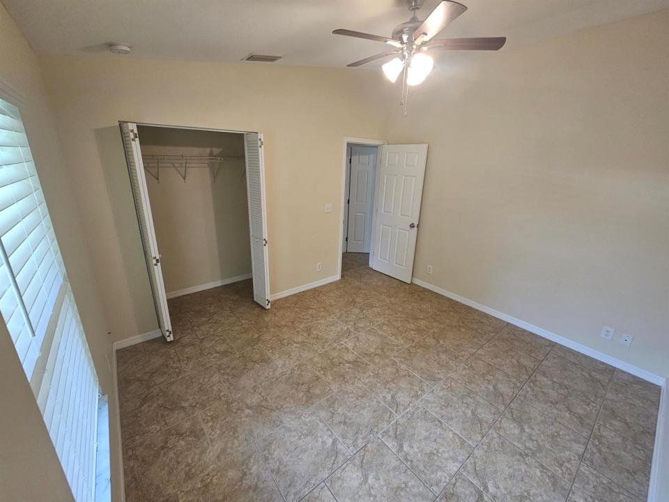 1749 NE 2nd Street, Okeechobee, Florida 34972, USA