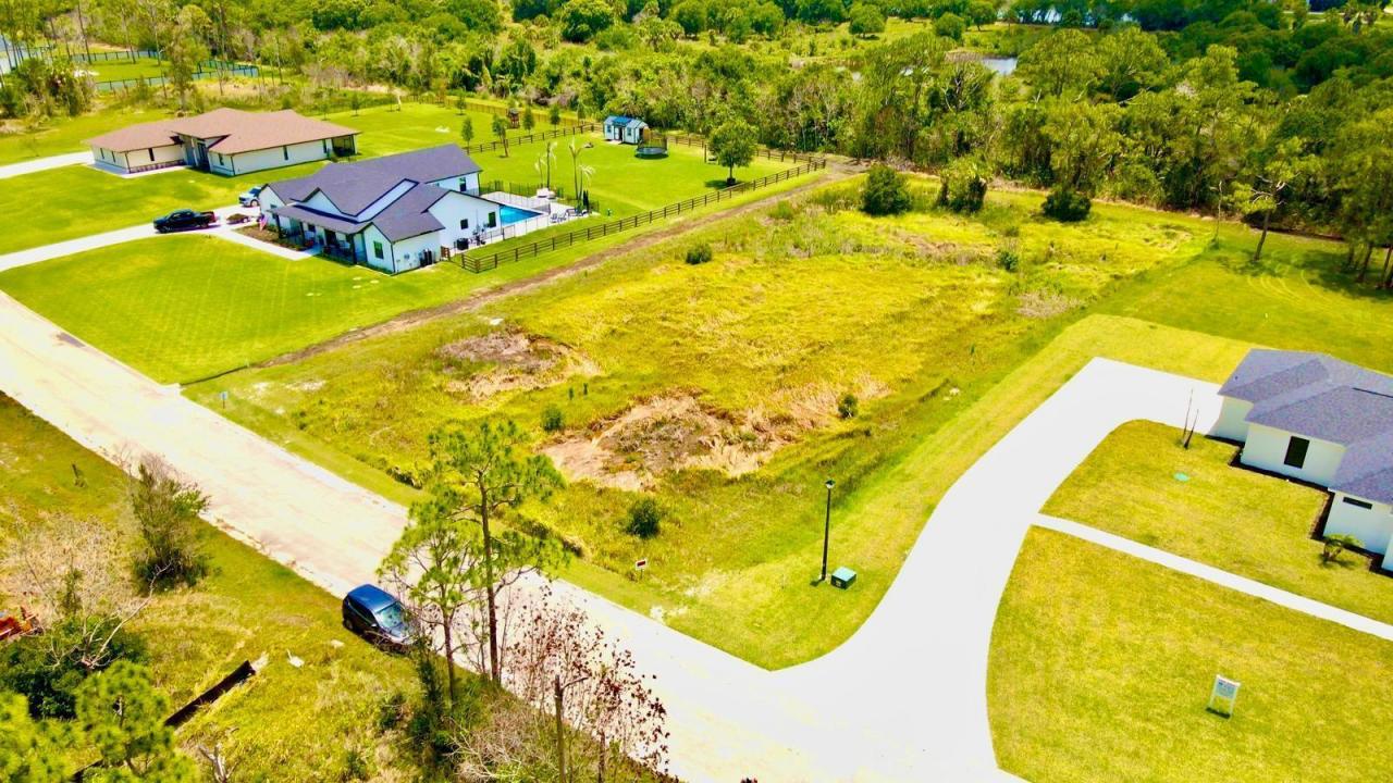 10627 Lighter Wood Lane, Fort Pierce, Flórida 34945, Estados Unidos