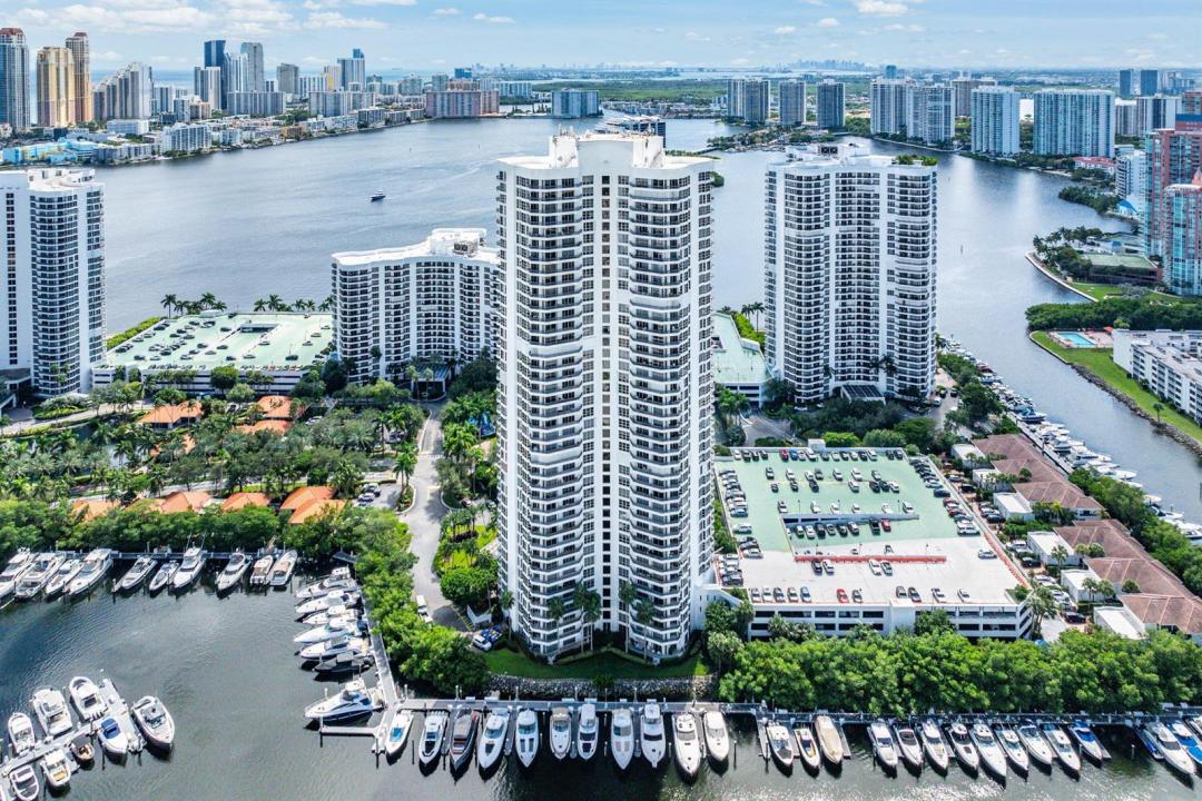 3500 Mystic Pointe Drive, Aventura, Floride 33180, États-Unis