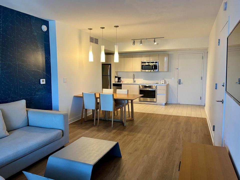 2602 E Hallandale Beach Boulevard R308, Hallandale Beach, Florida 33009, USA