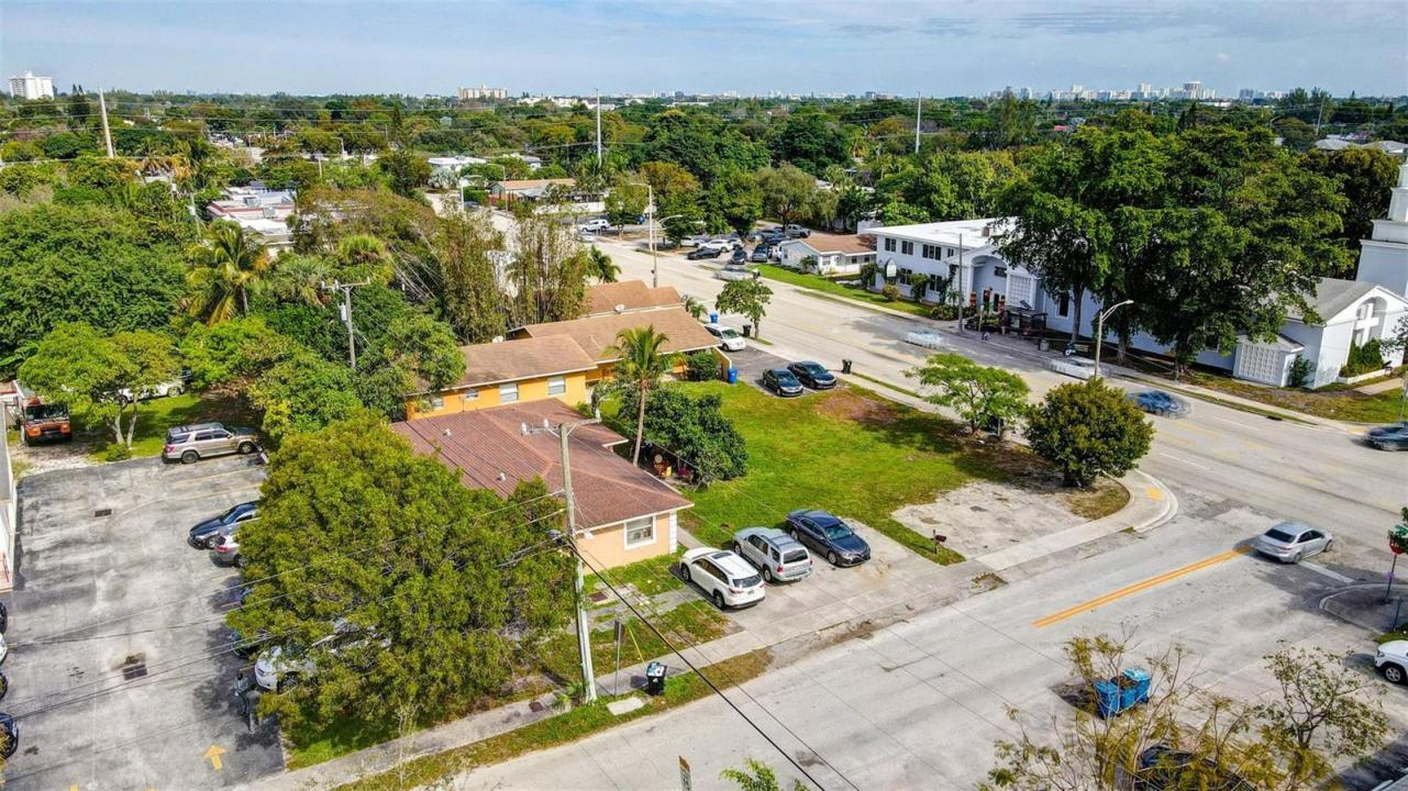 25 NW 11th Street, Fort Lauderdale, Florida 33311, USA