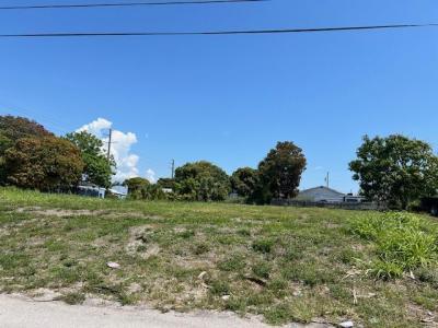 172 W 16th Street, Riviera Beach, Floride 33404, États-Unis
