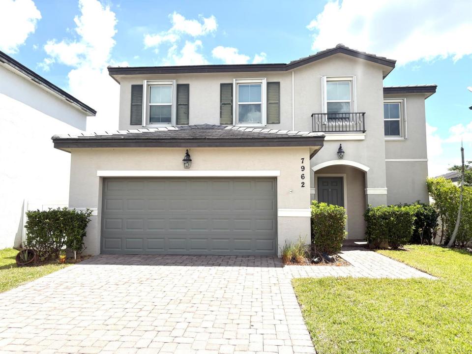 7962 NW Greenbank Circle, Port St. Lucie, Florida 34987, Stati Uniti
