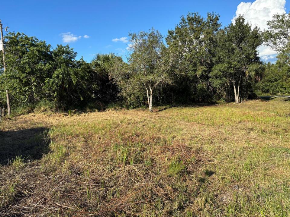 2897 NW 32nd Avenue, Okeechobee, Floride 34972, États-Unis