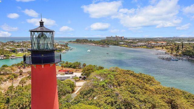755 Saturn Street H207, Jupiter, Floride 33477, États-Unis