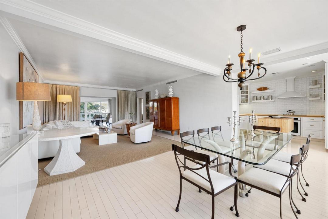 300 S Ocean Boulevard 4f, Palm Beach, Florida 33480, USA