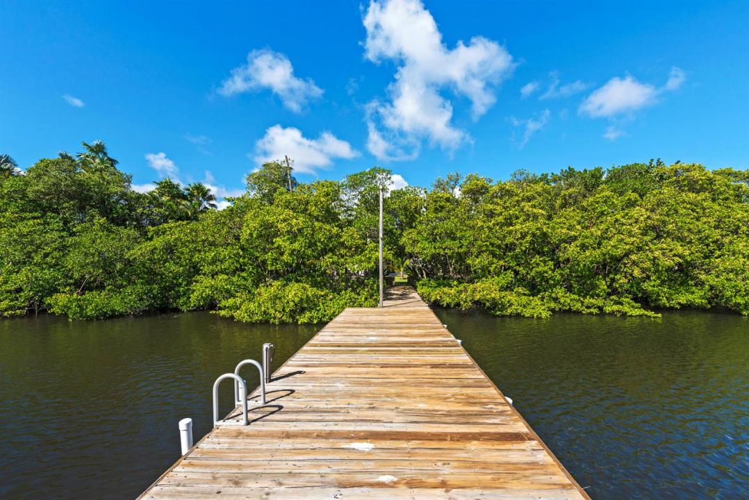 602 N Atlantic Drive, Lantana, Florida 33460