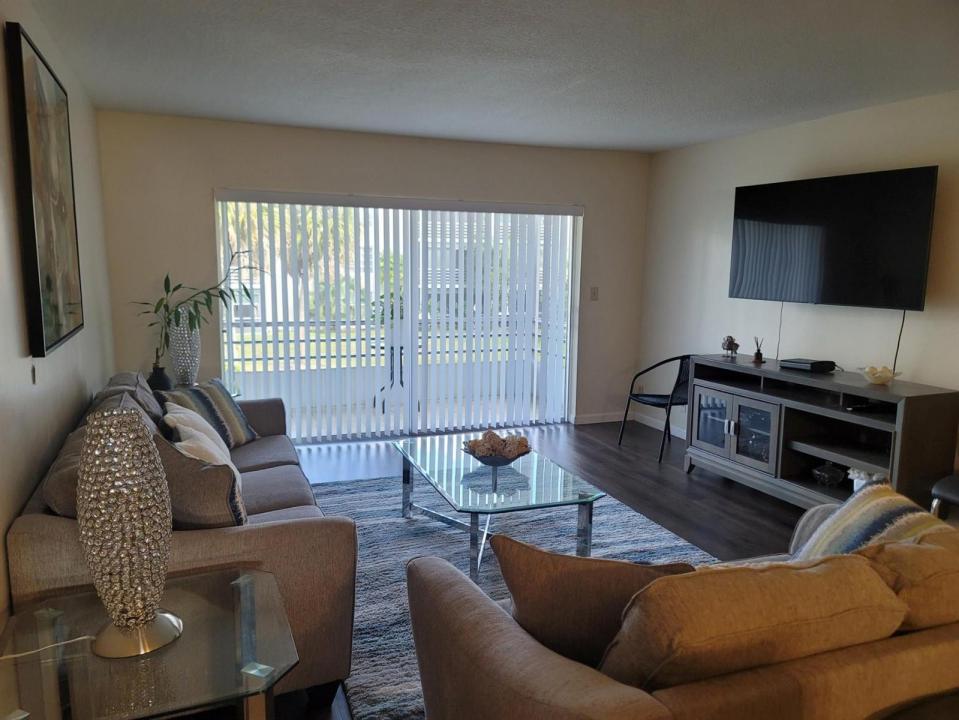 3774 Inverrary Boulevard P202, Lauderhill, Floride 33319, États-Unis