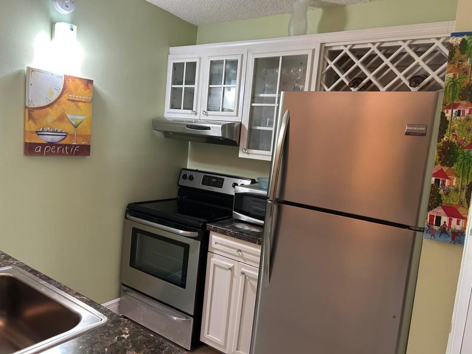 2771 Riverside Drive 213-A, Coral Springs, Florida 33065, USA