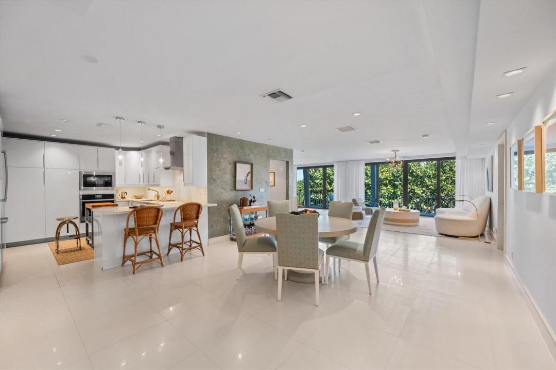 2275 S Ocean Boulevard 307n & C10n, Palm Beach, Florida 33480, Stati Uniti