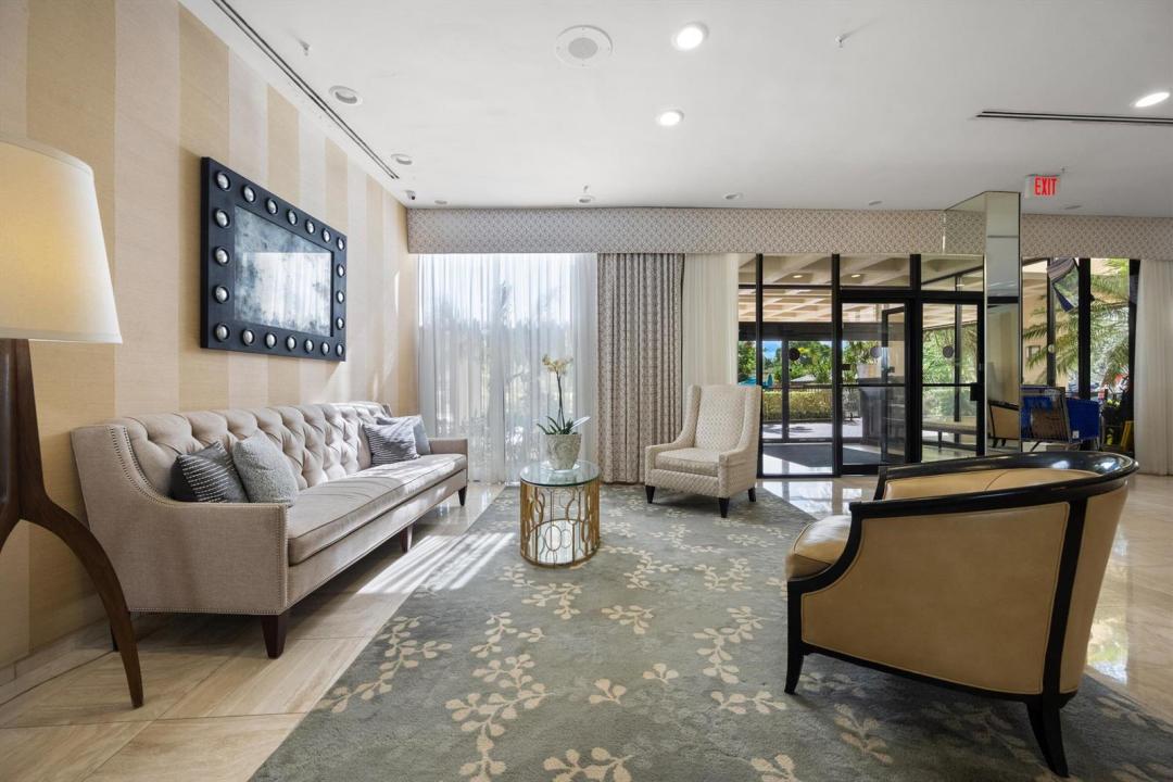 2480 Presidential Way 704, West Palm Beach, Floride 33401, États-Unis
