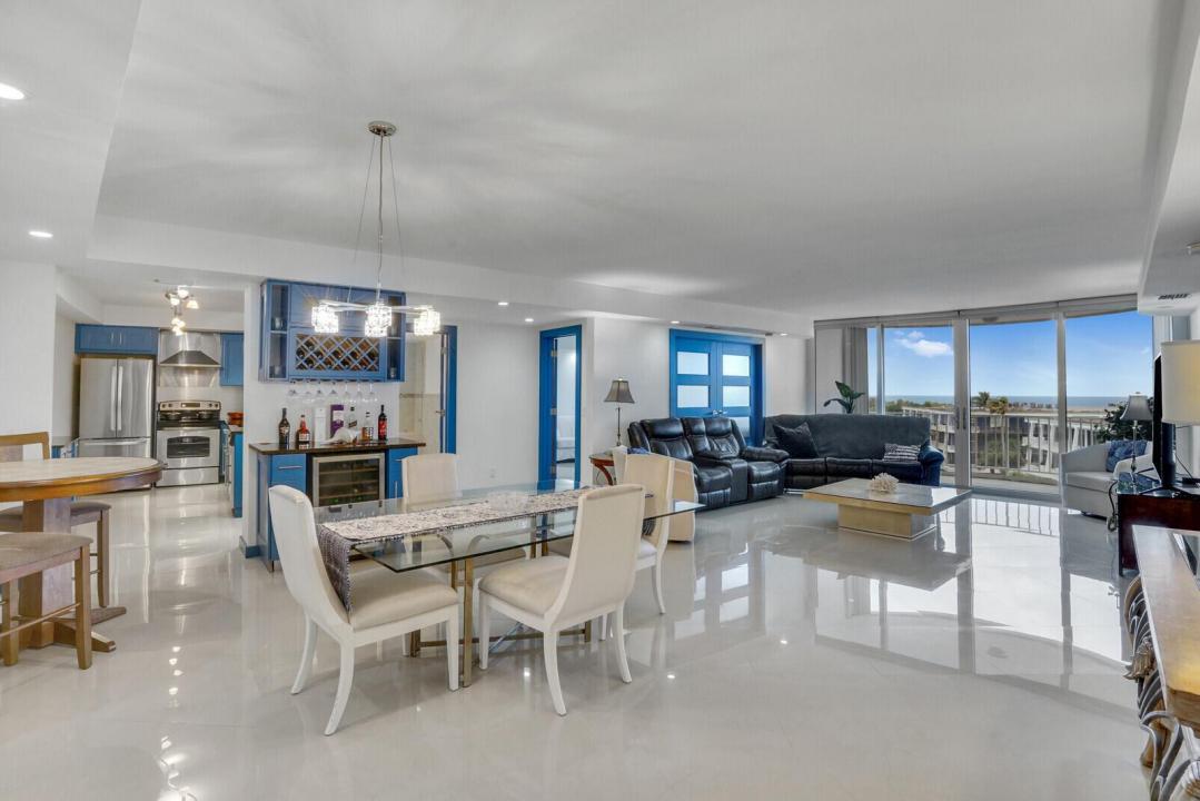 2295 S Ocean Boulevard 619, Palm Beach, Floryda 33480, USA